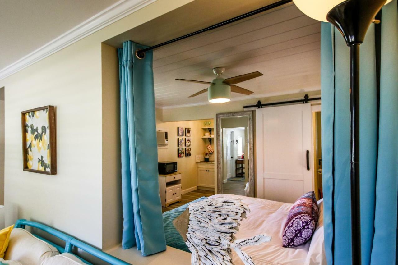 Island View Cottages Sebastian Extérieur photo
