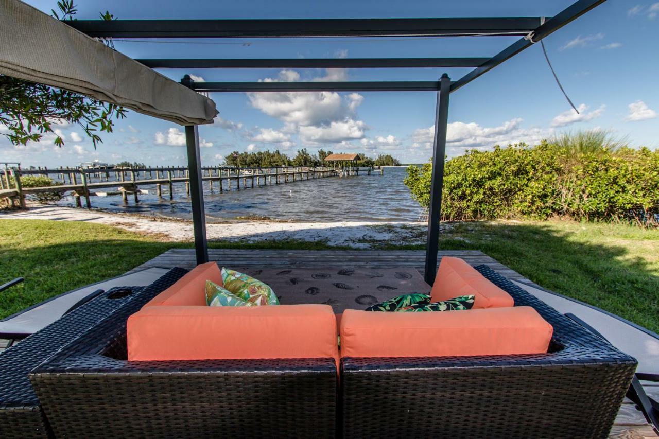 Island View Cottages Sebastian Extérieur photo