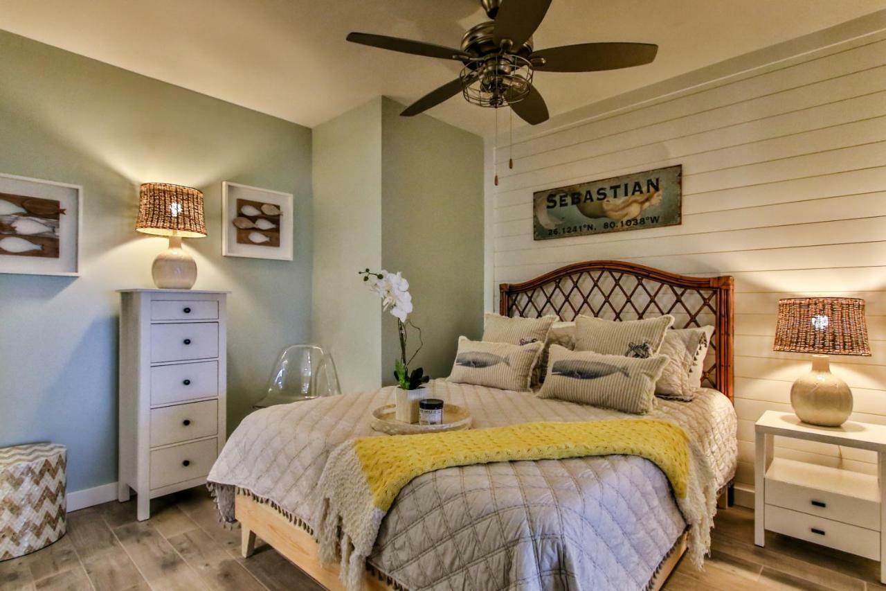Island View Cottages Sebastian Extérieur photo