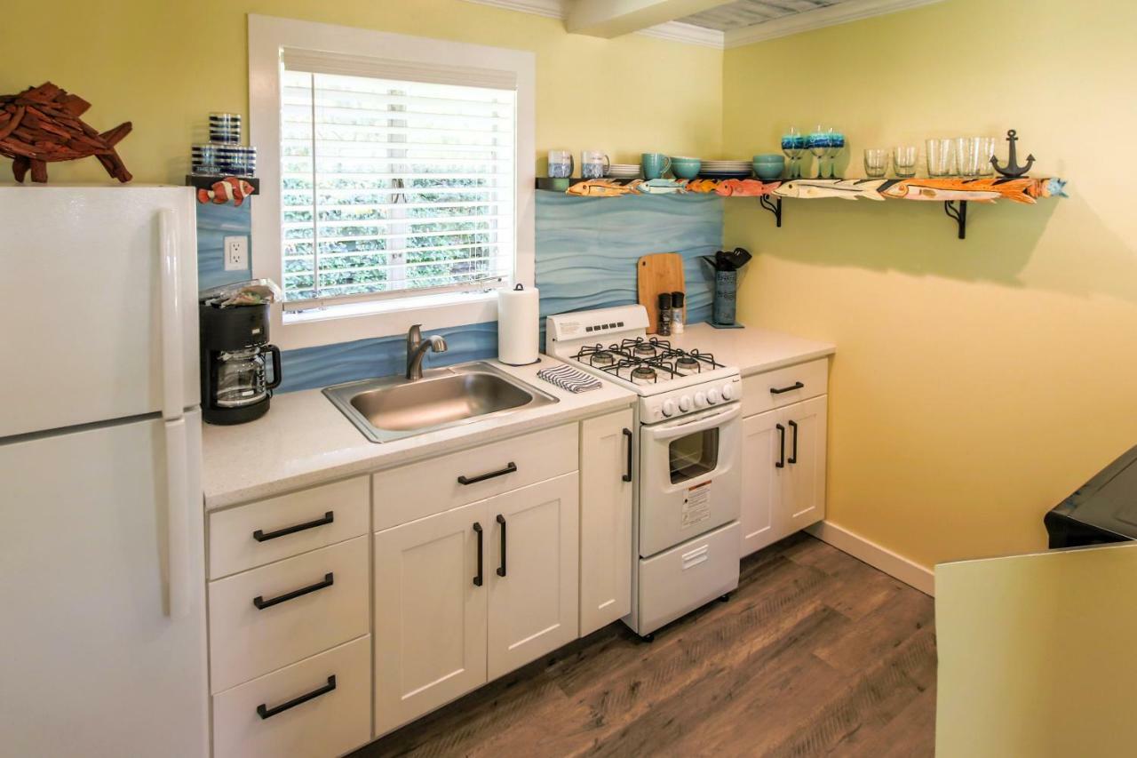 Island View Cottages Sebastian Extérieur photo